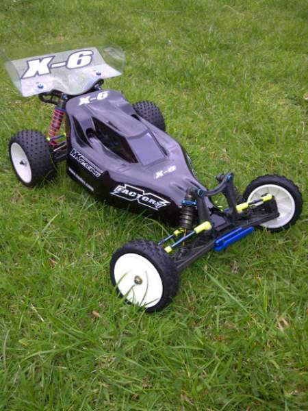 X Factory X6 Squared Corners like its on rails and jumps like a young gazelle :D