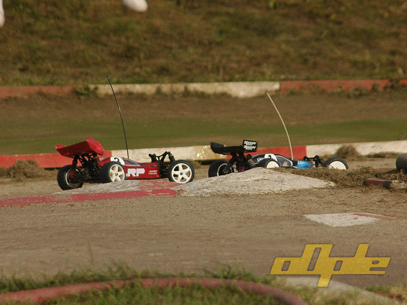 Taylor loosing the lead on the last lap of A2