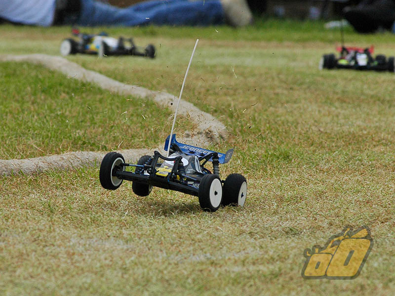 Rich Lowe getting some power down