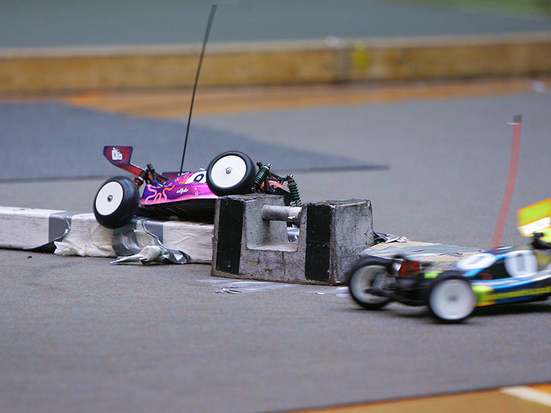 Em Shields, running my XX4 with her shell, front belt broke and she was 2wd!