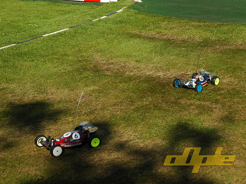 (girlfriend cam !) i prefer to think of my days racing like this, in front of john, rather than 5/100th of a second behind. 