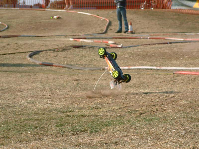 Andy shillito upside down.. oh dear.. interference problems...